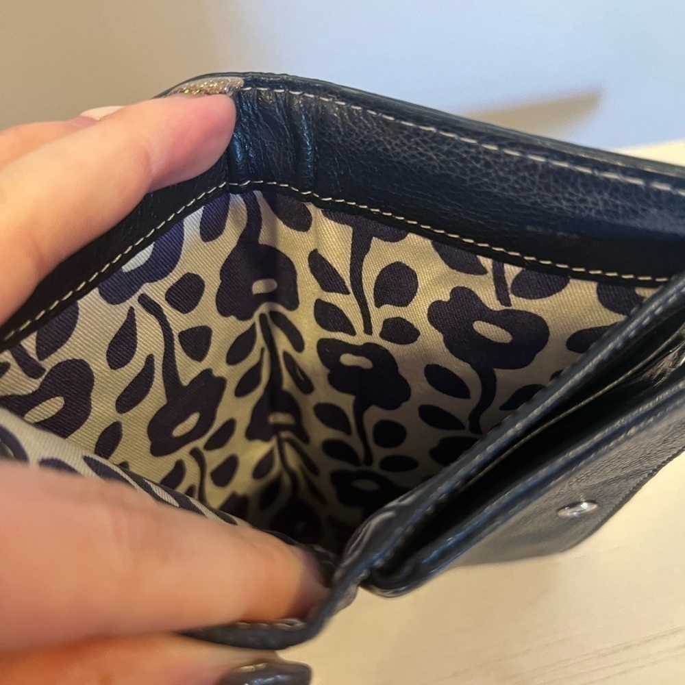 Marc by Marc Jacobs Bi Fold Leather Wallet - Picture 11 of 12